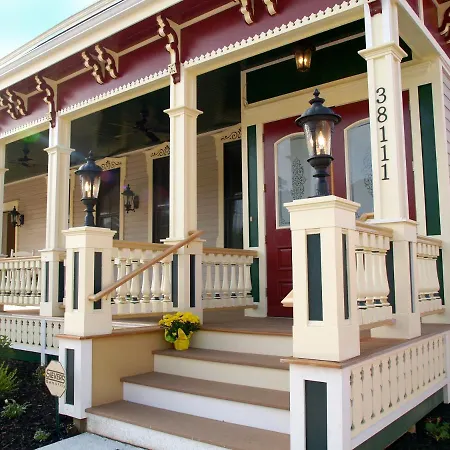 Homestead House Bed And Breakfast